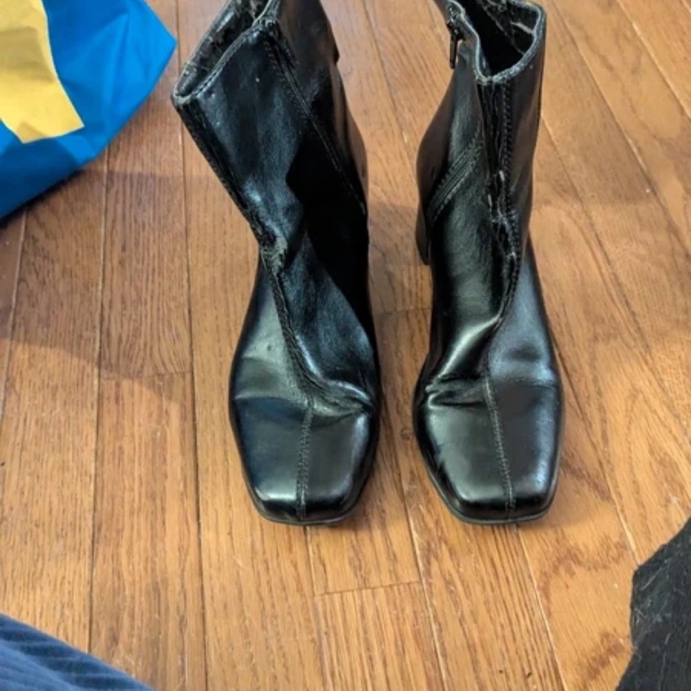 League Black Heeled Boots for Women